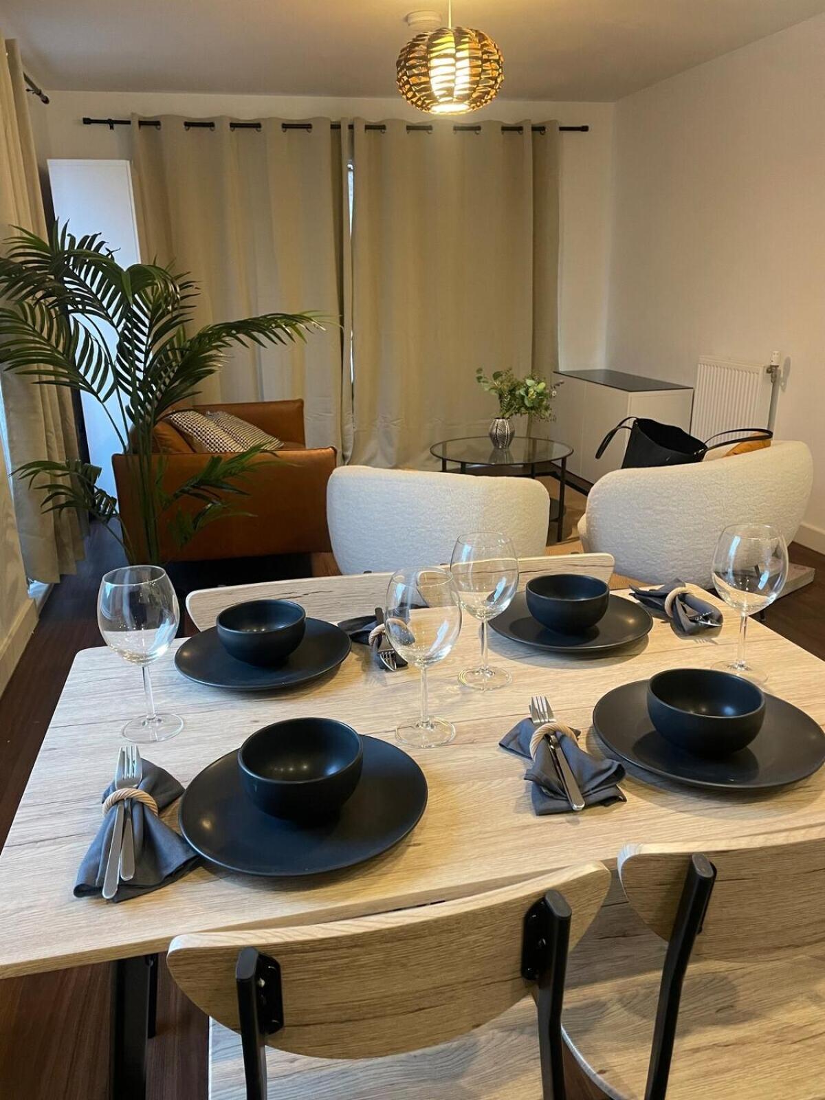 Superior Cambridge 2 Bed Apartment Inc King Bed Trumpington エクステリア 写真