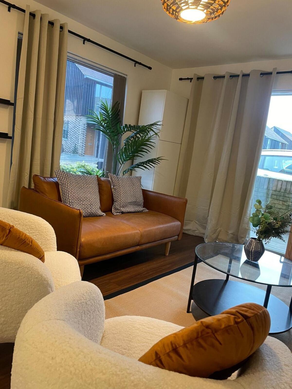 Superior Cambridge 2 Bed Apartment Inc King Bed Trumpington エクステリア 写真